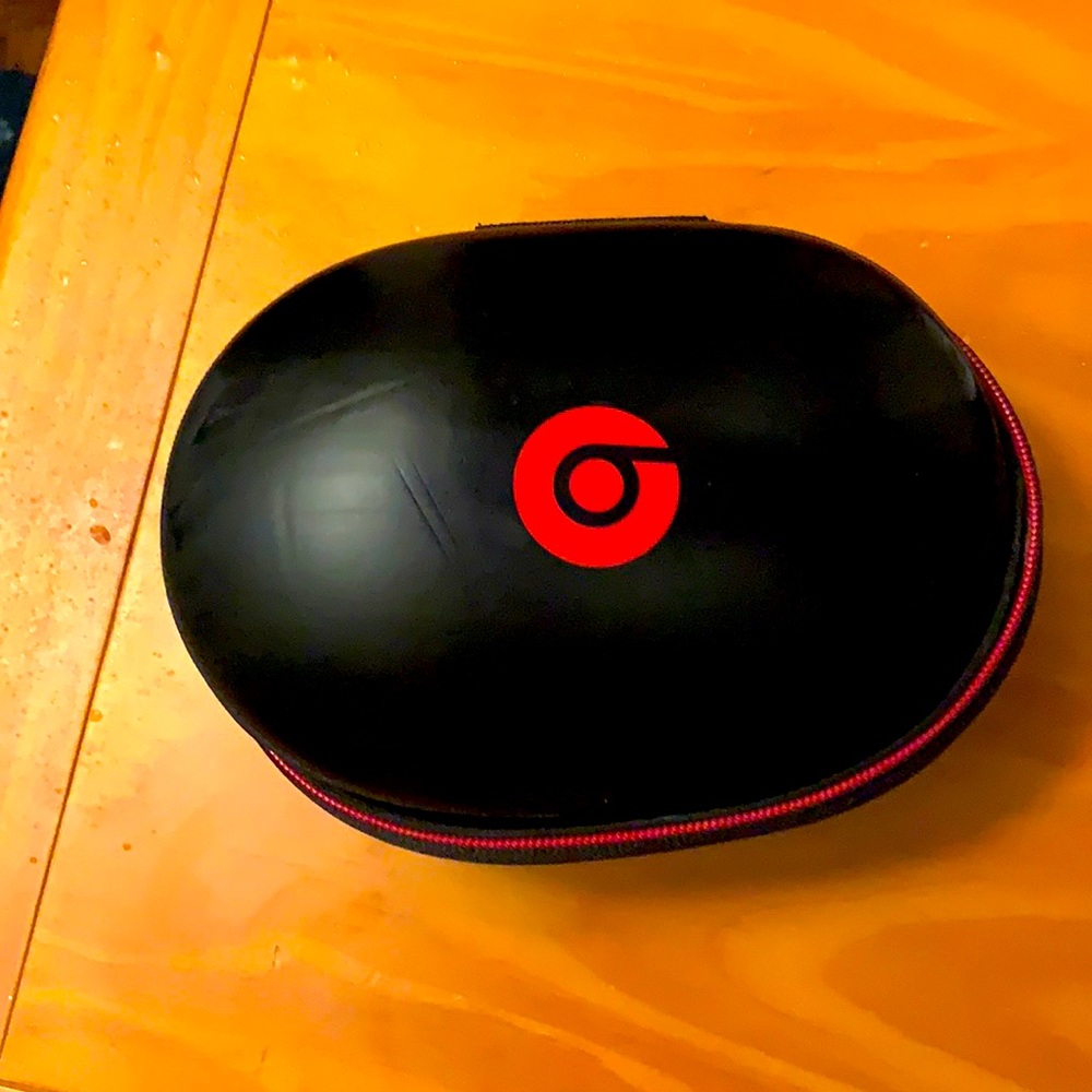 Beats headphones case